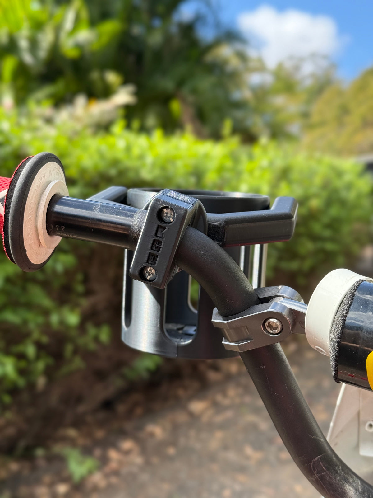 KCD Universal Bar-Mount Drink Holder
